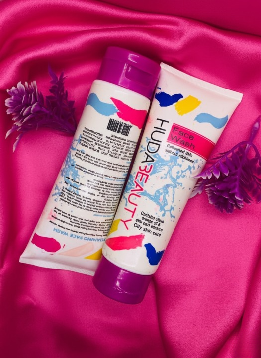 Huda Beauty Face Wash 100ml – Gentle Liquid Cleanser for Oily Skin, Deep Cleansing & Refreshing Daily Skincare Formula