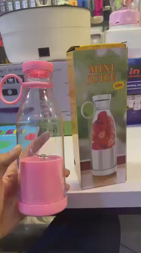 Portable 6 Blades Mini Bottle Juicer | USB Rechargeable Smoothie Blender | Powerful Personal Fruit Mixer For Travel, Gym & Home Use (Random Color)