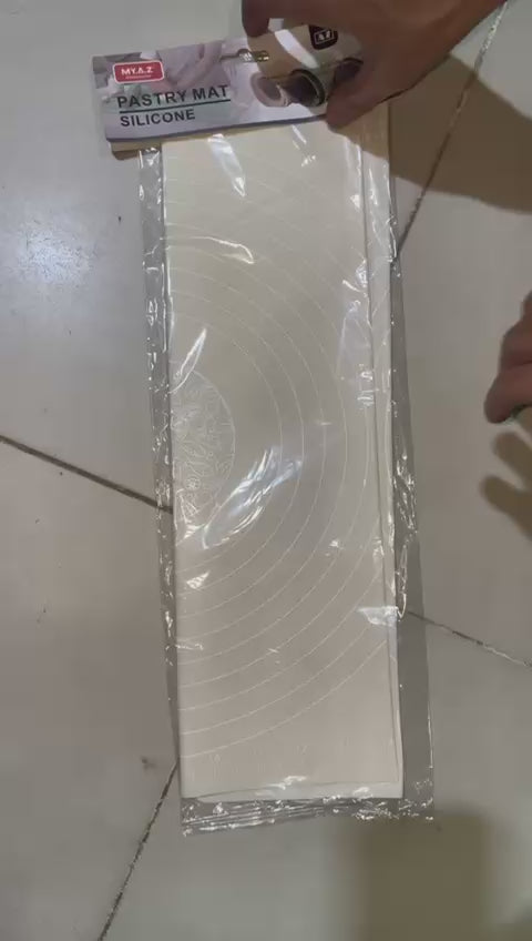 Silicone Roti Mat | Large Size 50x40cm Silicon Roti Mat For Kitchen | Non-stick Baking Mat Kneading Dough Pad (Random Color)