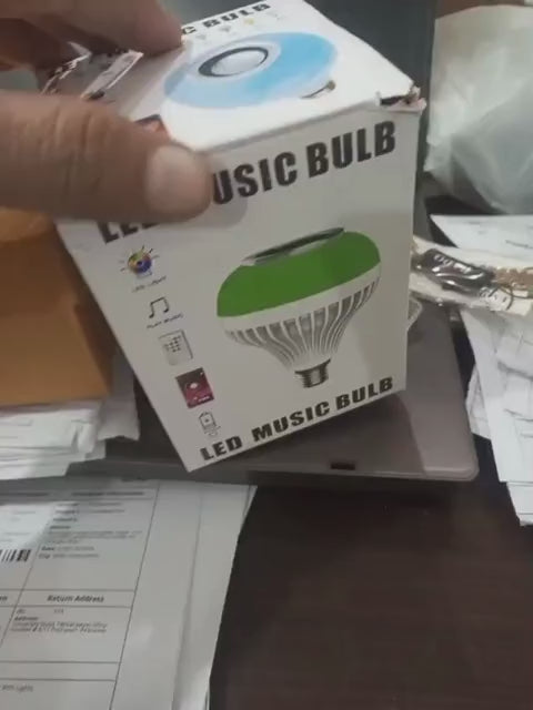 Smart E27 LED RGB White 12W Wireless Bluetooth Speaker Bulb Lamp Colorful Changing Light Remote and App Control